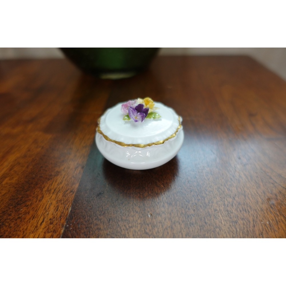 antique Coalport made in England fine bone China round mini trinket dish‎